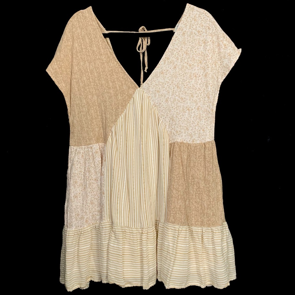 American Eagle Color Block Floral Stripes Printed Double V-Neck Tunic